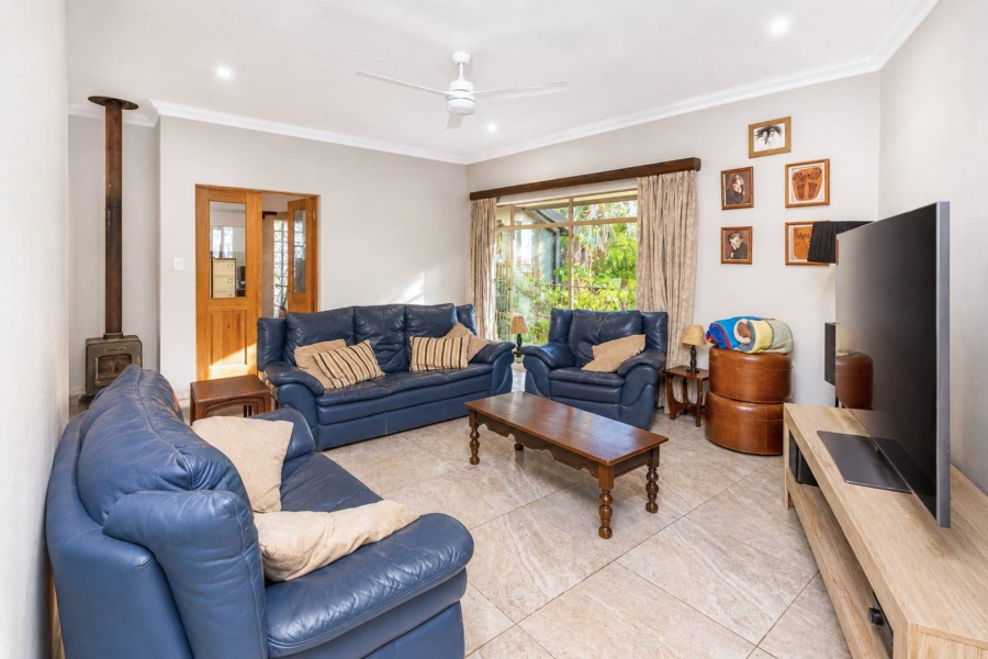 4 Bedroom Property for Sale in Ifafi North West